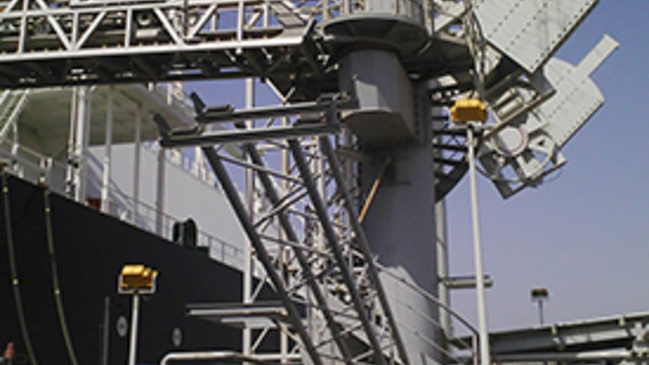 New Floating Storage Regasification Unit (FSRU) - elaflex.it