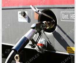 Locomotive refuelling